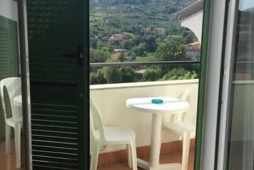Residenza Dei Fiori   By Mamberto S.r.l