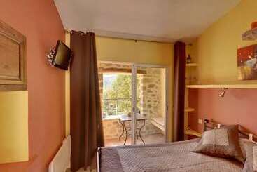 ベッドアンドブレックファースト Les Gites Du Lac   Chambre D Hotes