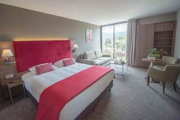 فندق Hôtel Lou Castelet