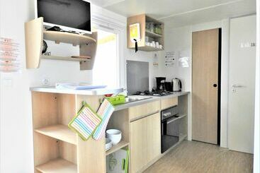 هتل Mobil Homes Deux Chambres