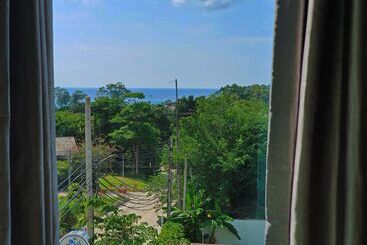 پانسیون Life Kohtao Resort