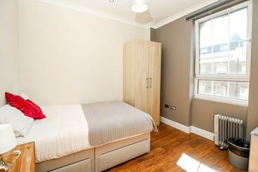 پانسیون Private Ensuite Room Liverpool Street