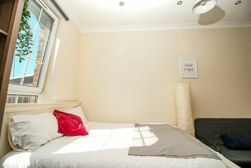 پانسیون Private Ensuite Room Liverpool Street