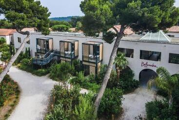اقامتگاه Belambra Clubs Presqu île De Giens Riviera Beach Club
