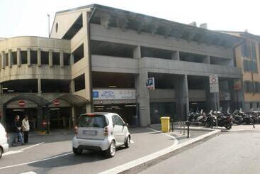 تختخواب و صبحانه Residenza Casa Dell Architetto