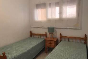 هتل Apartamento Horta Sta María   107b