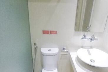 پانسیون Florent Guest House