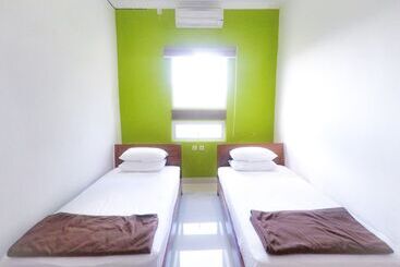 پانسیون Florent Guest House