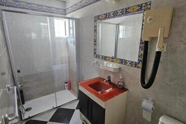 پانسیون Hostal Sevillana Costa