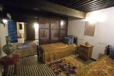 پانسیون Palais Alfirdaous Medina