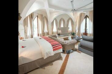 פנסיון Room In Villa   Xanadu Villas Retreat
