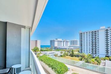W Fort Lauderdale
