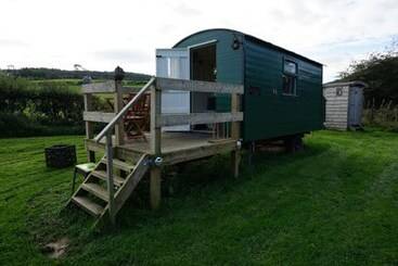 Shepherd S Hut @ Westcote