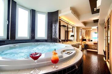 Damianii Luxury Boutique Hotel & Spa
