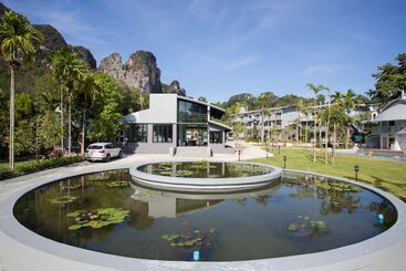 هتل Arawan Krabi Beach Resort