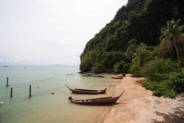 هتل Arawan Krabi Beach Resort