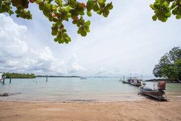 هتل Arawan Krabi Beach Resort