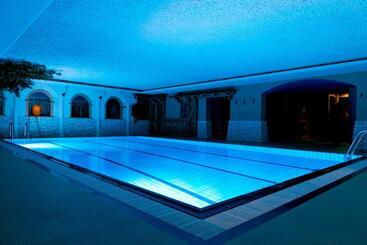 هتل Arnika Wellness