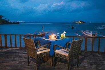 هتل Bay Shore Huts