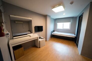 هتل Beewon Guest House