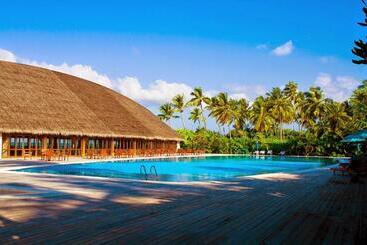 هتل Canareef Resort Maldives