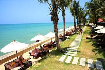 هتل Chongfah Beach Resort Khaolak   Sha Extra Plus