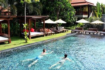 هتل Chongfah Beach Resort Khaolak   Sha Extra Plus