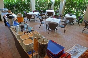 Eleana Boutique Hotel & Blue Infinity