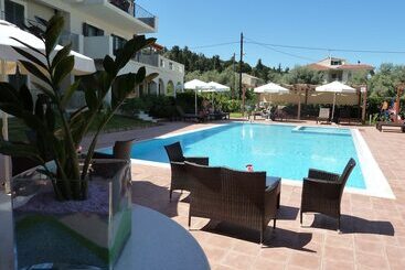 Eleana Boutique Hotel & Blue Infinity