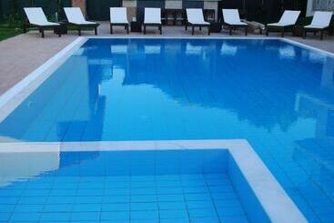 Eleana Boutique Hotel & Blue Infinity