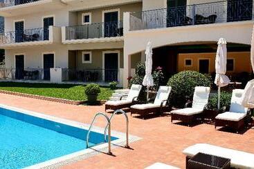 Eleana Boutique Hotel & Blue Infinity