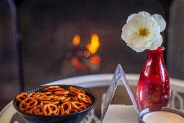 هتل Franschhoek Country House & Villas