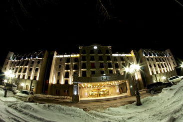 هتل Golden Palace Tsakhkadzor