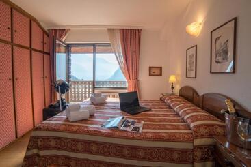 Hg Hotel Italia
