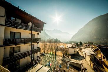 Hg Hotel Italia