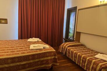 Hg Hotel Italia