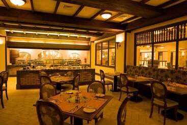 هتل Lake Victoria Serena Golf Resort & Spa