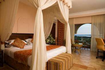 هتل Lake Victoria Serena Golf Resort & Spa