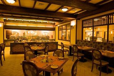 هتل Lake Victoria Serena Golf Resort & Spa