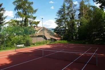 هتل Lambrechtshof