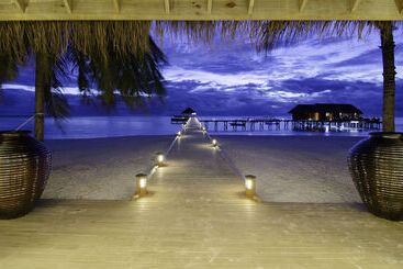 هتل Mirihi Island Resort