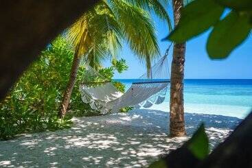 هتل Mirihi Island Resort