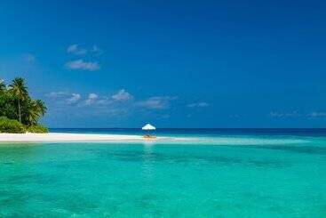 هتل Mirihi Island Resort