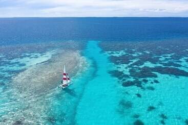 هتل Mirihi Island Resort