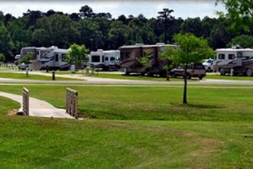 هتل Red Shoes Rv Park