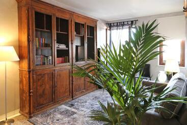 هتل Residenza Alighieri