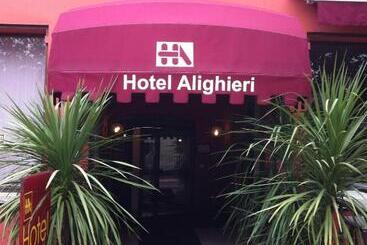 هتل Residenza Alighieri