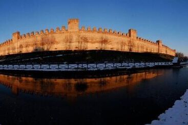 هتل Rometta