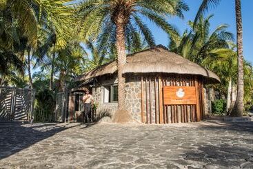 Seasense Boutique Hotel & Spa