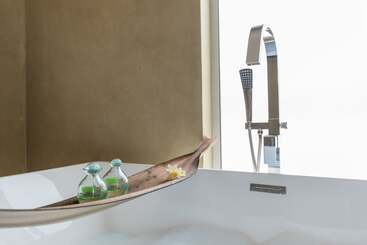 Seasense Boutique Hotel & Spa